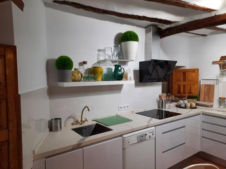 Casa Florentino Casa Centenaria Torre Val De San Pedro ภายนอก รูปภาพ