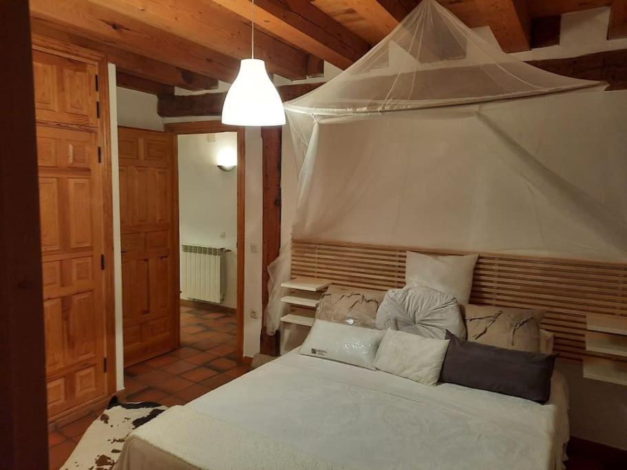 Casa Florentino Casa Centenaria Torre Val De San Pedro ภายนอก รูปภาพ